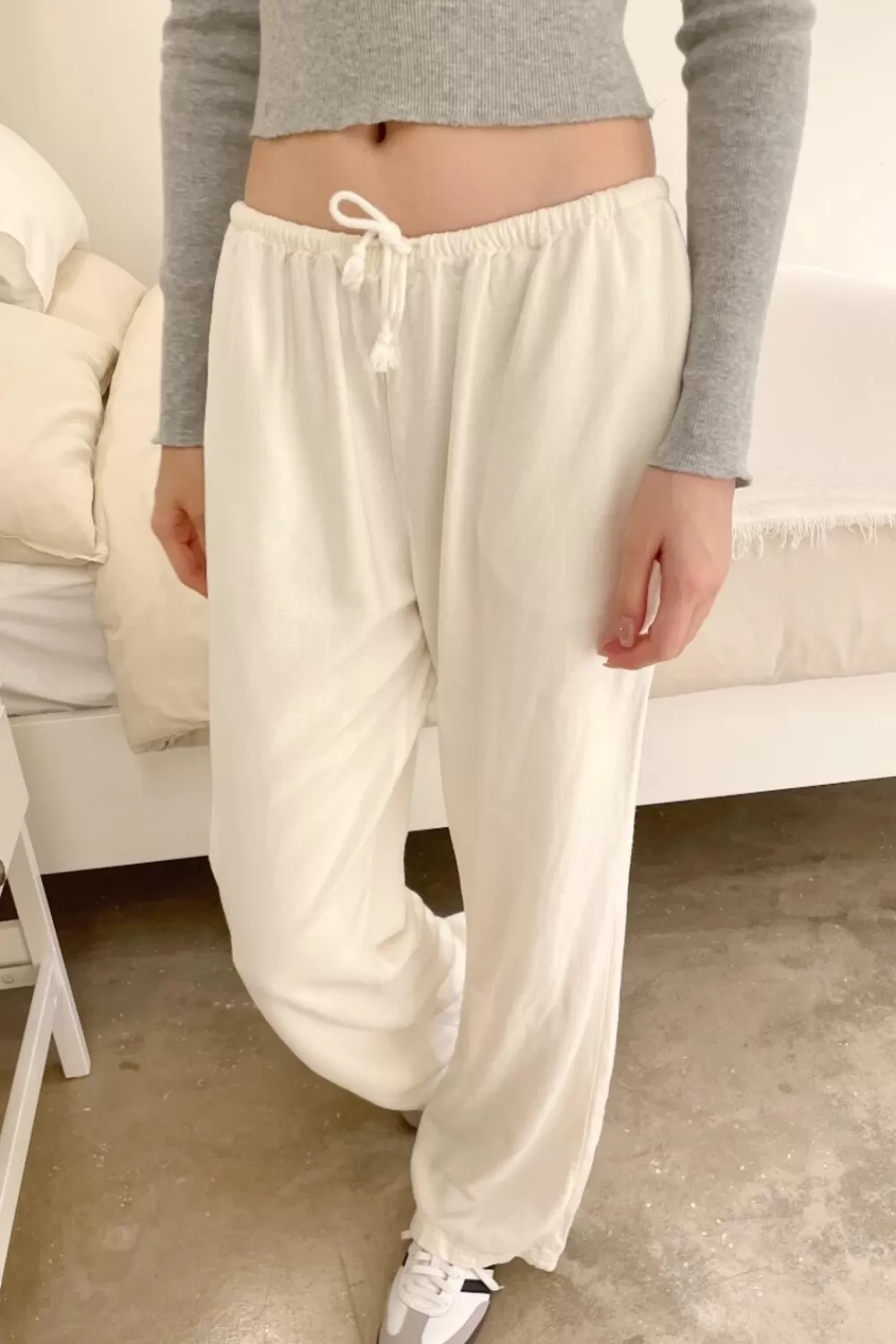 Brandy Melville Anastasia Linen Pants