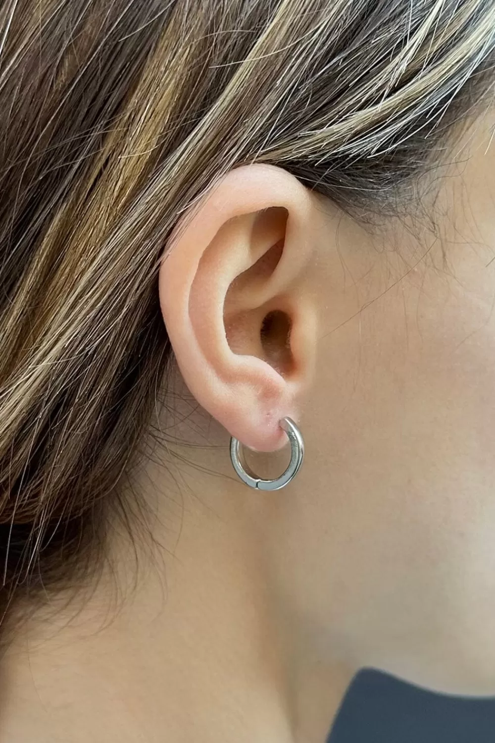 Brandy Melville Basic Hoop Earrings