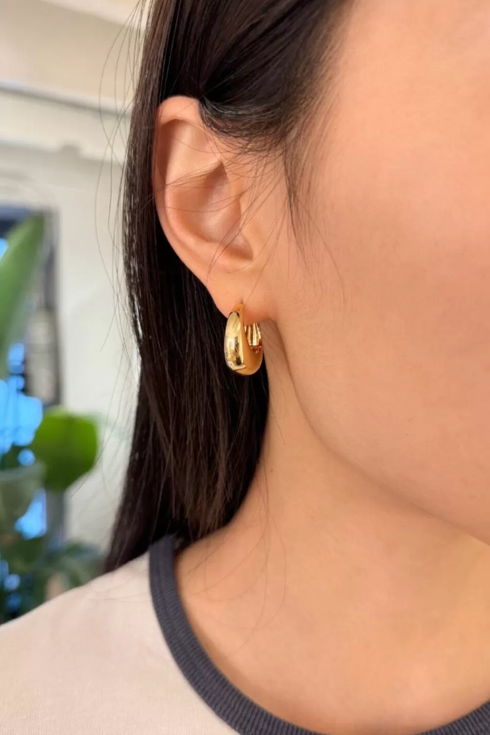 Brandy Melville Chunky Earrings