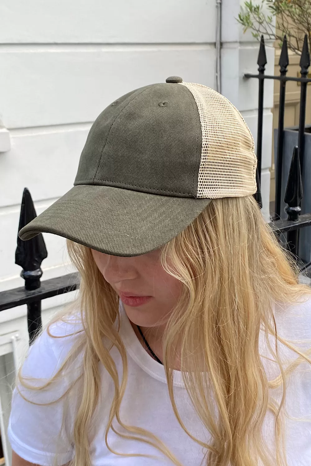 Brandy Melville Katherine Mesh Cap