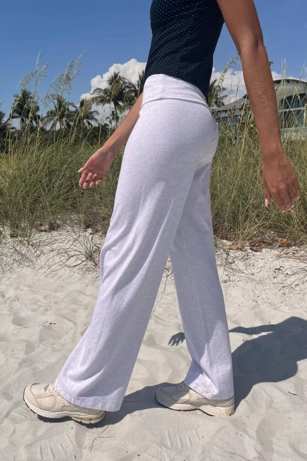 Brandy Melville Priscilla Pants