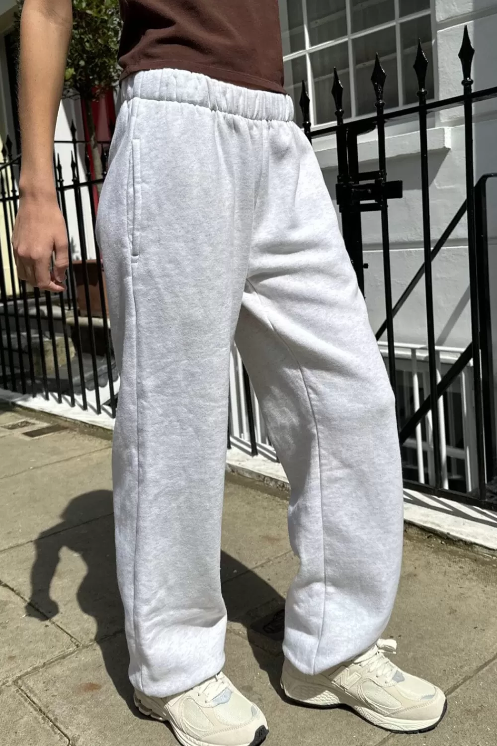 Brandy Melville Rosa Sweatpants