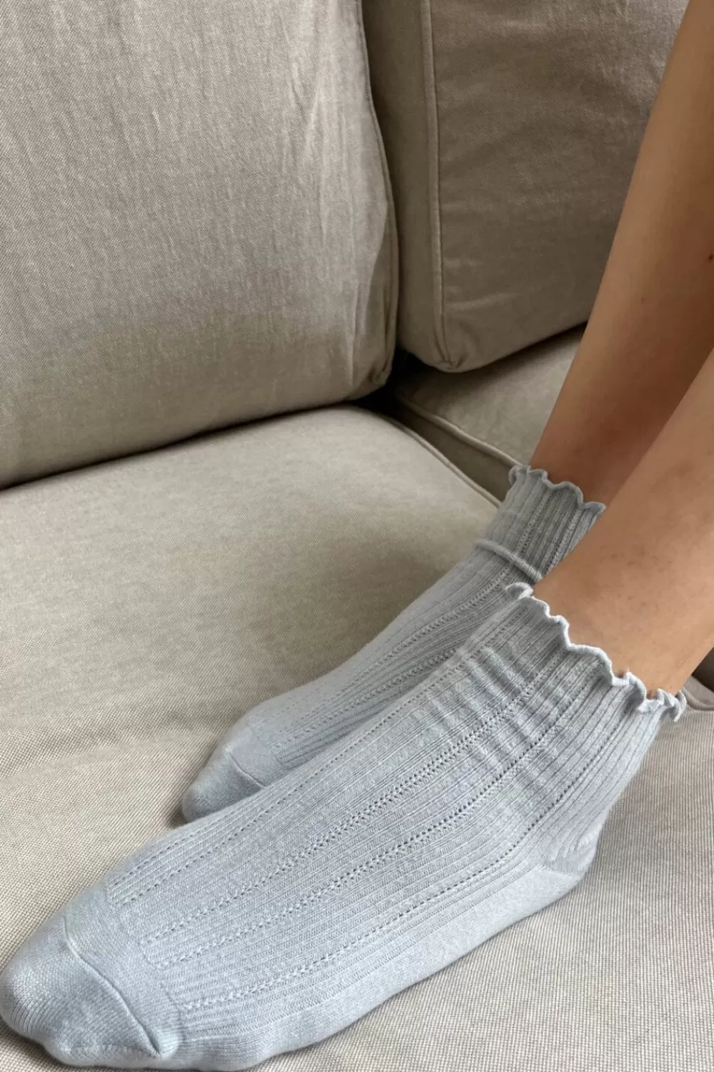 Brandy Melville Ruffle Ankle Socks